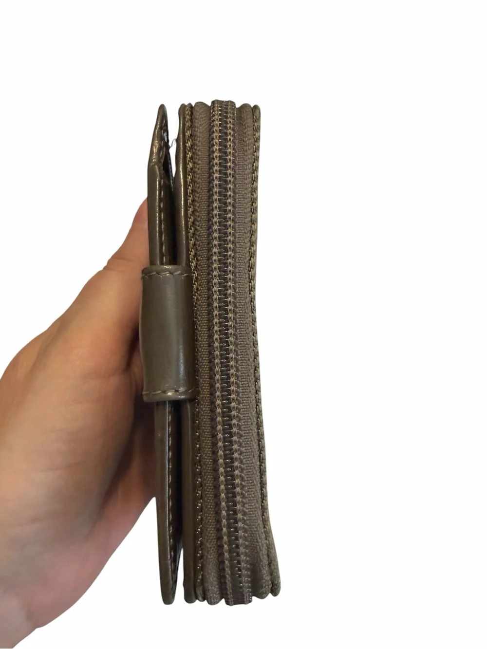 Vintage Gucci Techical Canvas Zip Around Brown Wallet